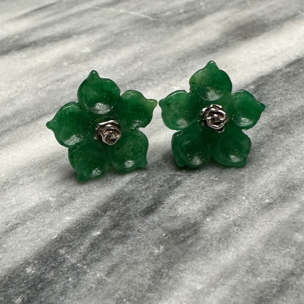 Vintage Carved Green Jade Flower Jacket Stud Earrings Silver Rose Center